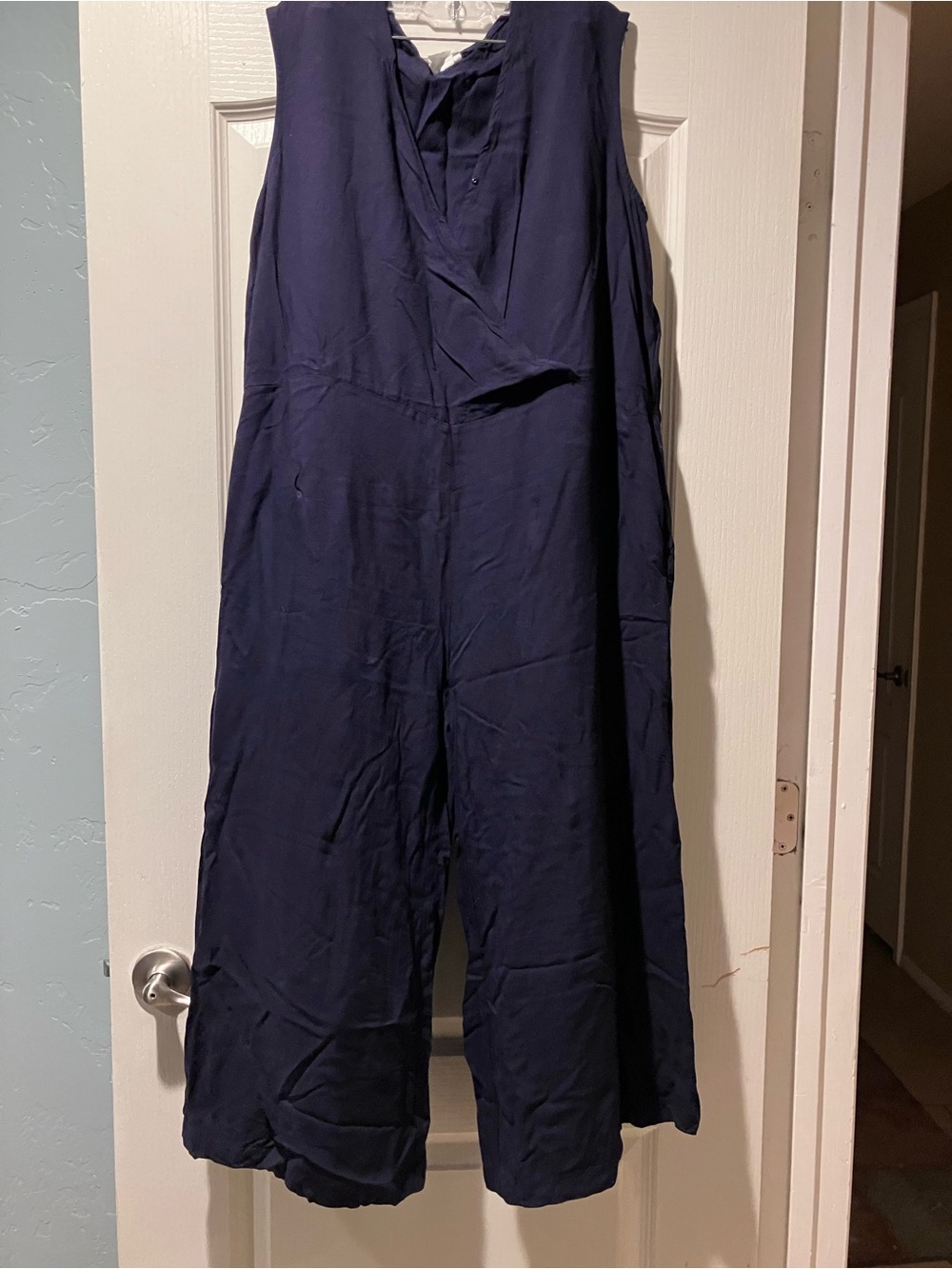 Simple Navy Sleeveless Wide-Leg Jumpsuit